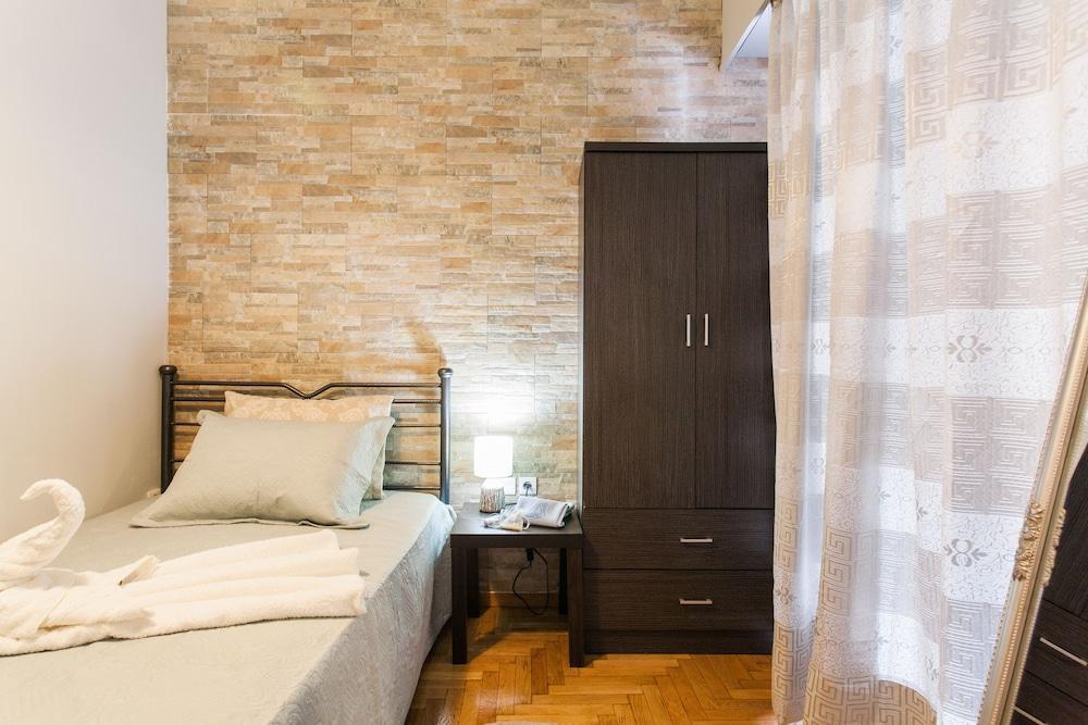 Athens Cozy Rooms Walk To Acropolis Екстер'єр фото